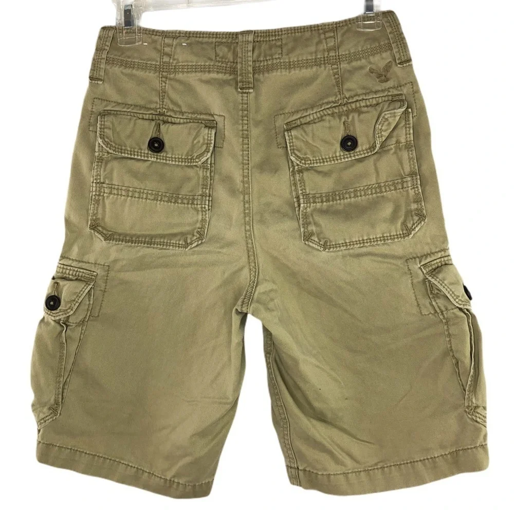 AEO Khaki tan classic cargo shorts, 26